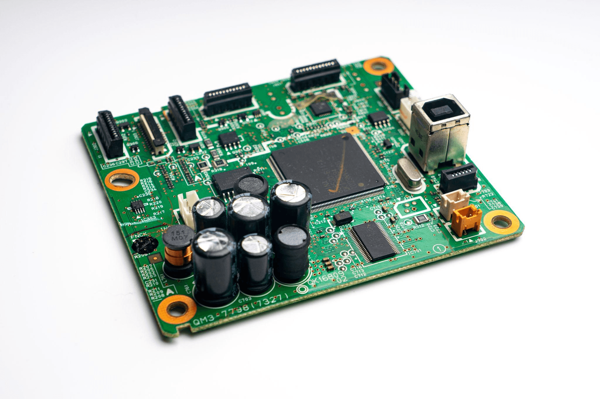 Mixed SMT & through-hole assembly with populated circuit-board components, photograph 17